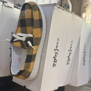Plaid Yellow and Black Kids Shoes